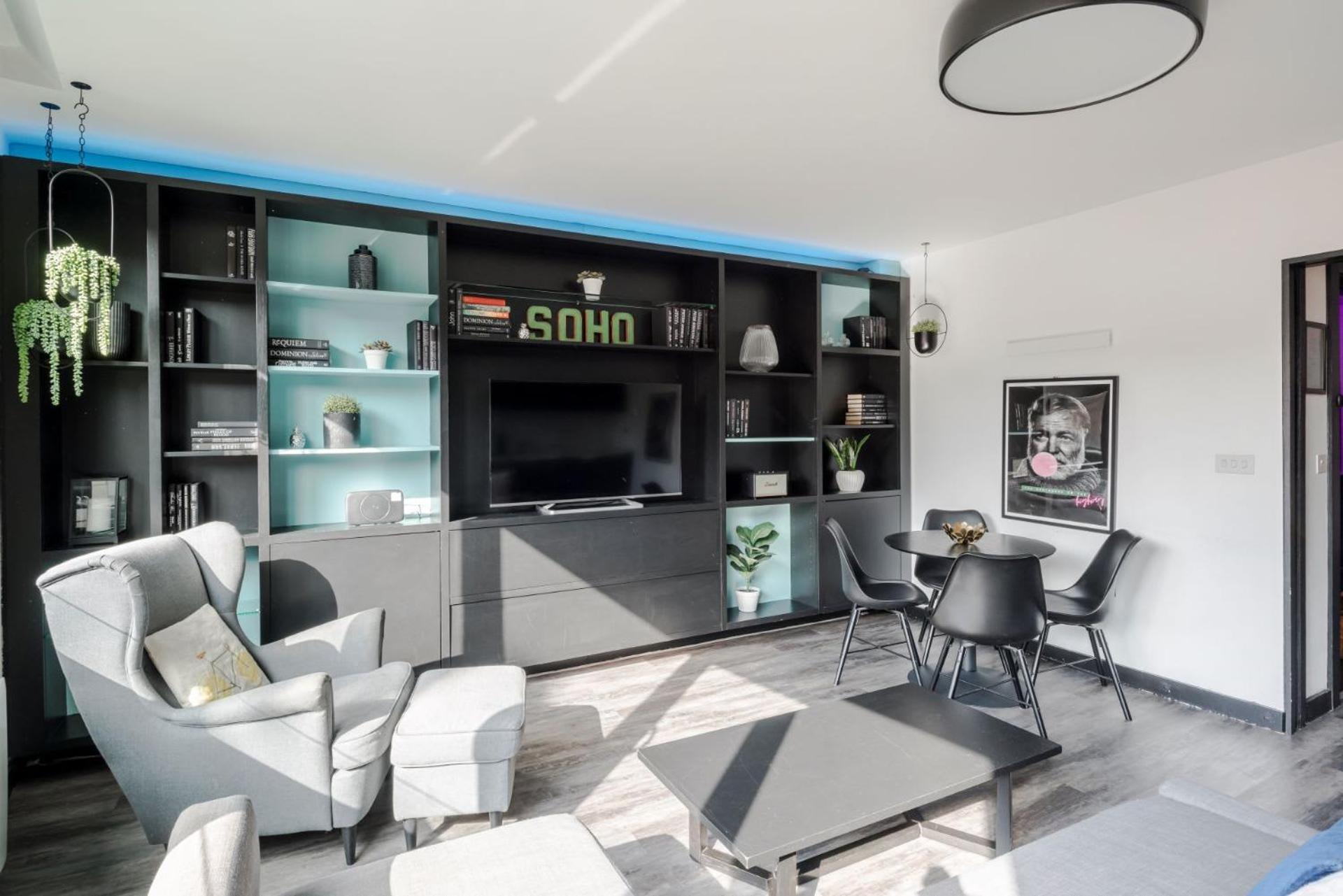 The "Slaycation" Crib - Soho - By Frankie Says Apartment London Exterior photo