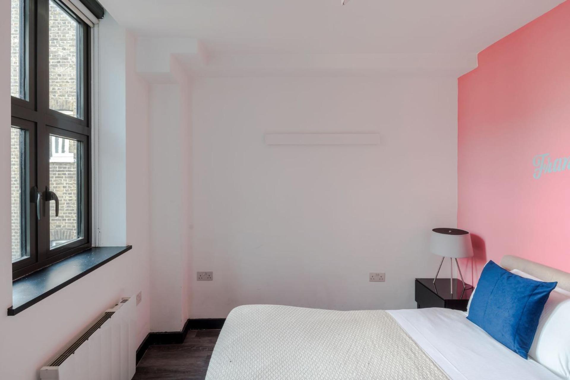 The "Slaycation" Crib - Soho - By Frankie Says Apartment London Exterior photo