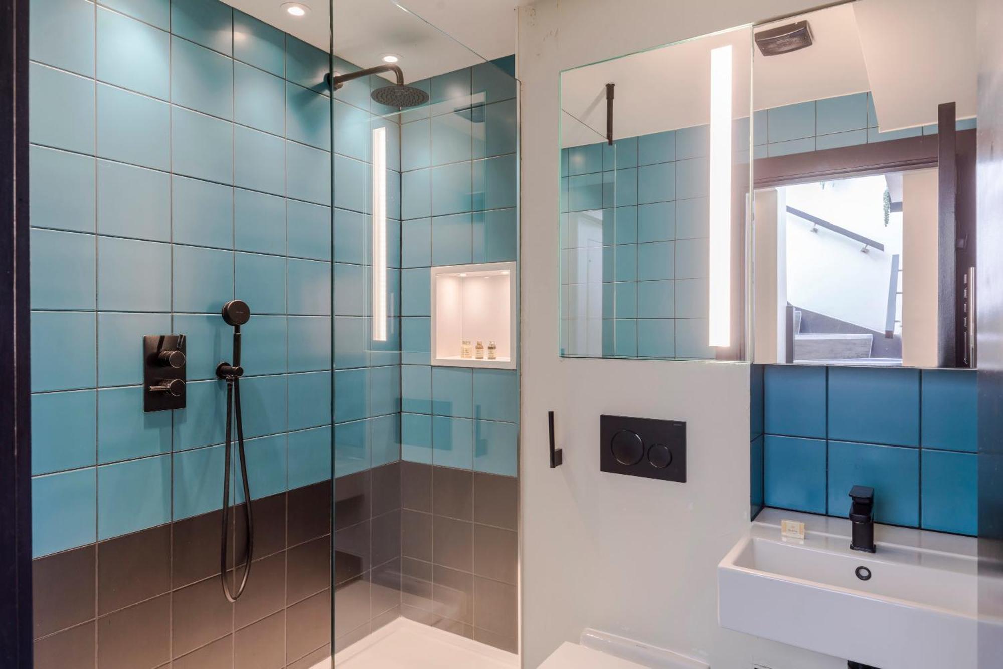 The "Slaycation" Crib - Soho - By Frankie Says Apartment London Exterior photo